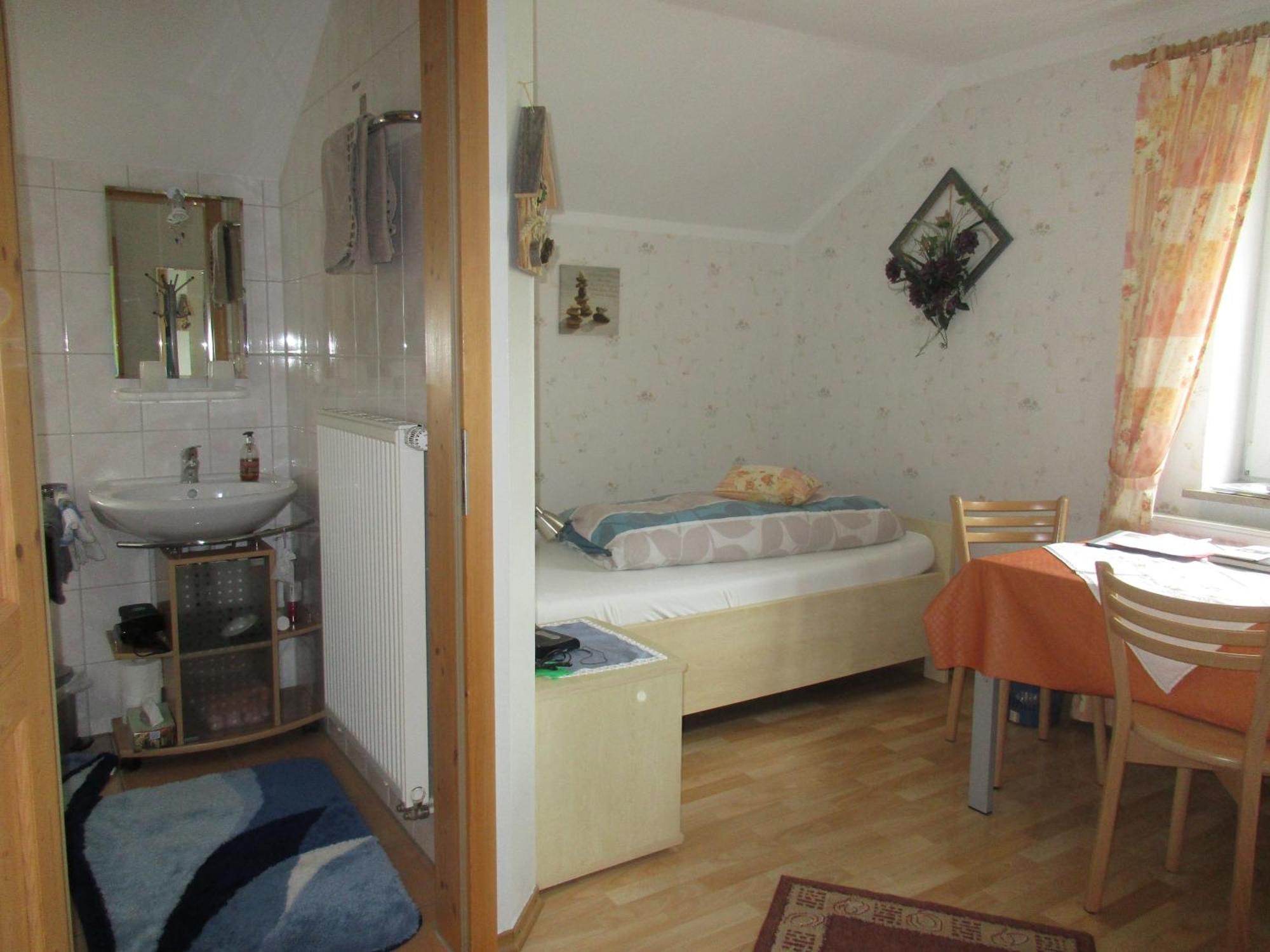 Gaestehaus Reisacher - Einzelzimmer Peiting Bagian luar foto